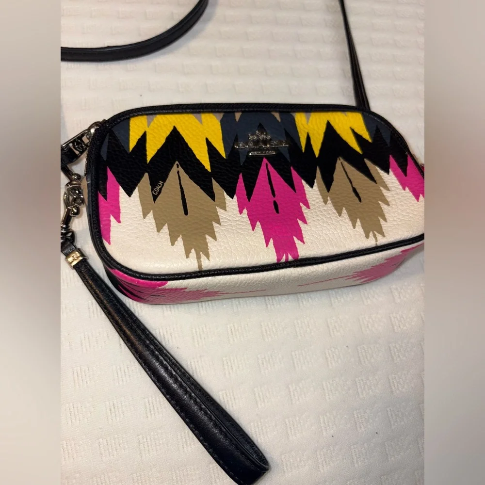 Coach Coachella Hawk Feathers Double Zip Wristlet & Crossbody – Rare - Picture 2 of 14